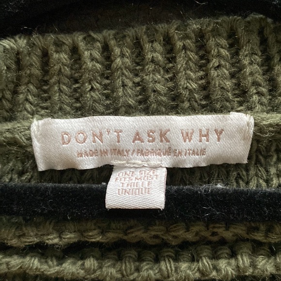 Don’t Ask Why Brand Sweater, olive green, Size OS, Good used condition! - Picture 3 of 3